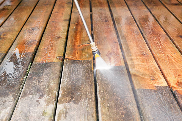 Best Deck Cleaning Services  in Lake Meade, PA